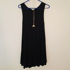 Forever 21 Black Casual Shift Dress《 size S